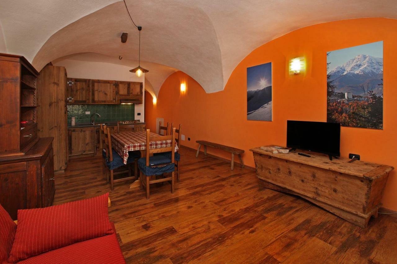 Susy' S Flat Apartment Sauze D'Oulx Bagian luar foto